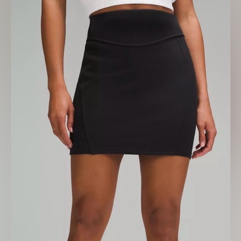 Lululemon Athletica NWT Black Scuba Mini Skirt